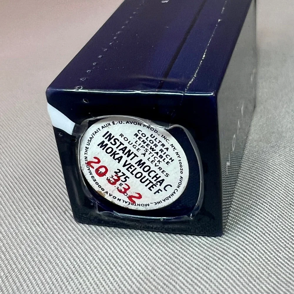 Vintage Avon Ultra Color Rich Renewable Lipstick Instant Mocha 275 New Sealed